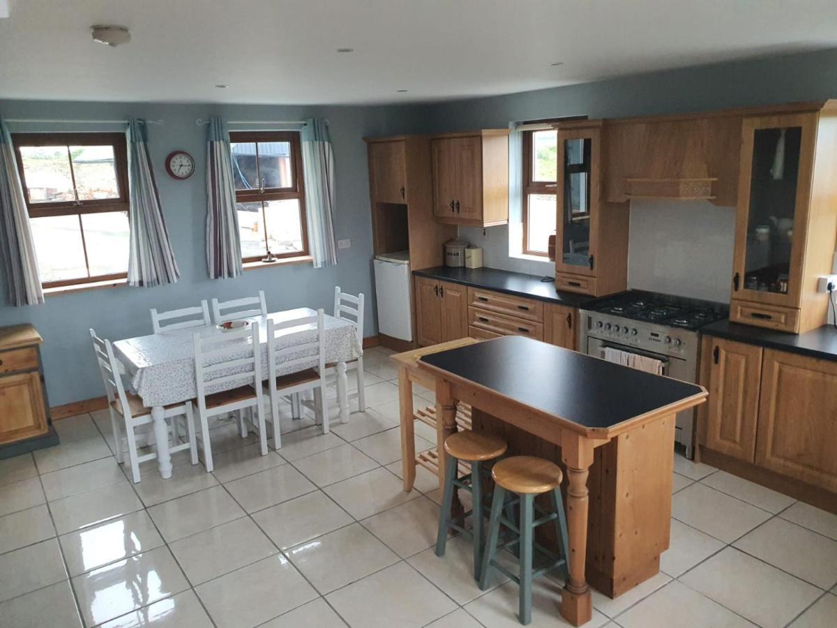 Murphys Irish Farmhouse Tralee Exterior photo